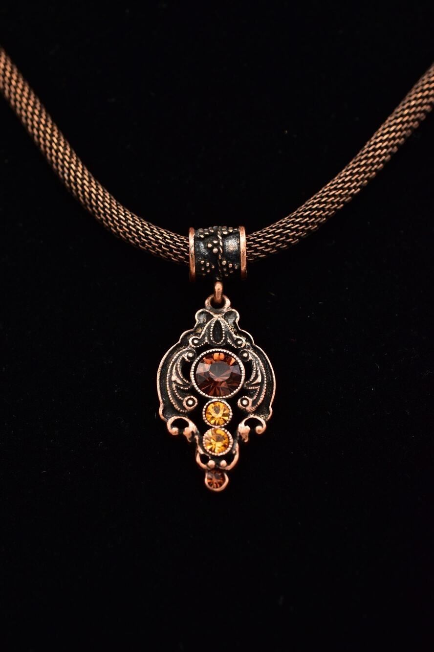 1928 Vintage Collar Necklace Antiqued Copper Mesh Chain Amber Rhinestone BinY